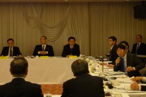 県・市長会行政懇談会の写真