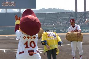 プロ野球オープン戦（楽天対ヤクルト）セレモニー２