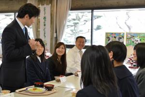 牛乳料理コンクール入賞者との意見交換1