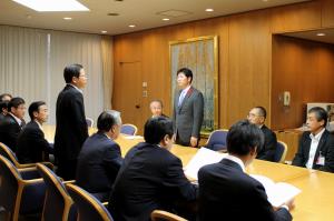 JR倉敷駅付近連続立体交差事業整備促進岡山県議員連盟からの要望1
