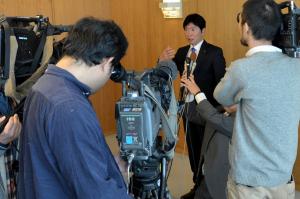 記者会見1
