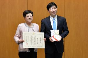 三木記念事業への寄附金贈呈式2