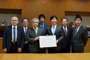 立命館大学との就職支援協定締結式3