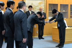 「ひとり1改善運動」表彰式