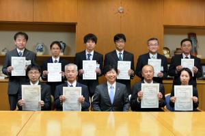 「ひとり1改善運動」被表彰者との懇談会2