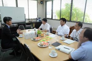 企業訪問（カモ井加工紙株式会社現地法人）
