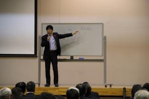 校長全員研修講座（小学校）での講義