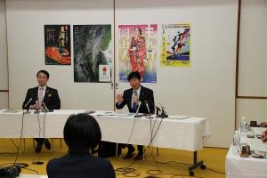 岡山・鳥取両県知事会議〔記者会見〕