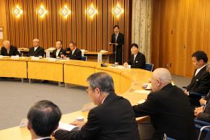受章者との懇談会