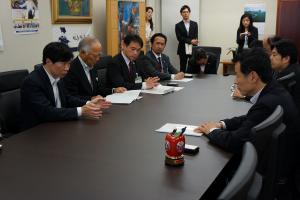 三菱自動車工業株式会社関連中小企業への支援に関する緊急省庁提案〔中小企業庁〕