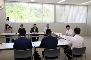 知事と一緒に生き活きトーク【テーマ：新たなビジネスに挑戦する起業家達】