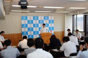 定例記者会見