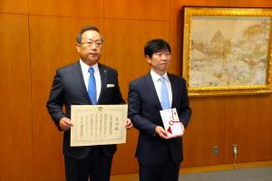 岡山県福祉基金に対する寄附金贈呈式〔岡山県遊技業協同組合〕