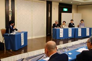 内外情勢調査会月例懇談会