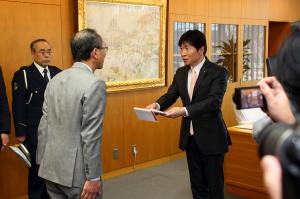 交通遺児就学援助資金贈呈式〔岡山トヨタ自動車株式会社〕