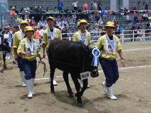 審査を終え堂々と退場