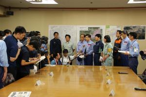 平成30年7月豪雨に係る石井国土交通大臣と岡山県関係自治体との意見交換会