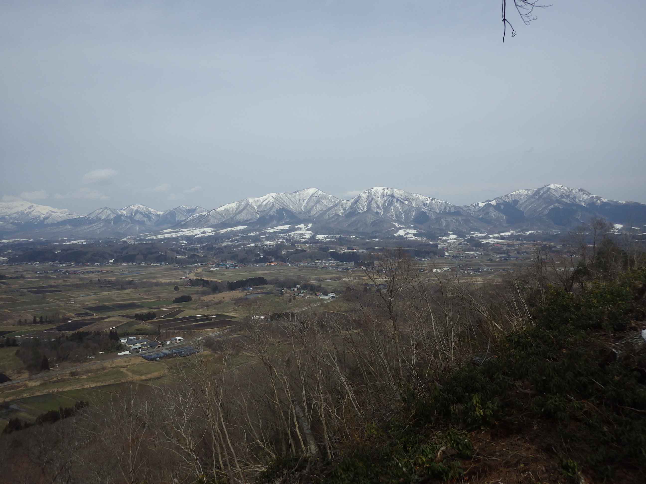 粟住城跡からの眺望（南東から）