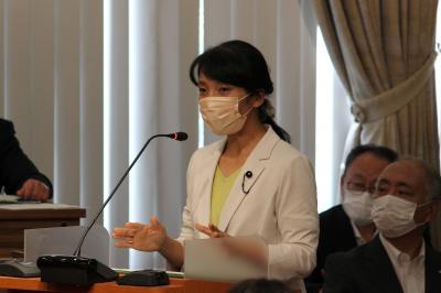 大塚愛議員