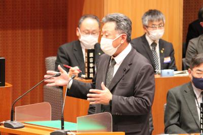 乙倉賢一議員