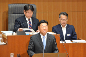 久徳大輔議長