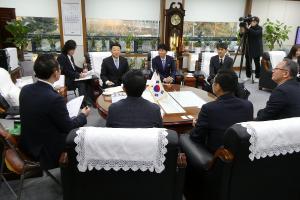 韓国慶尚南道 表敬訪問〔朴完洙知事・崔学範議長〕