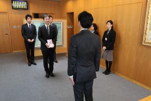 万博チケット贈呈式〔東京海上日動火災保険株式会社〕