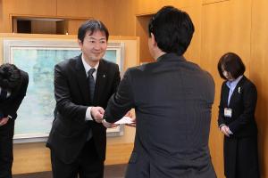 万博チケット贈呈式〔東京海上日動火災保険株式会社〕