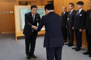 交通遺児就学援助資金等贈呈式〔岡山放送〕