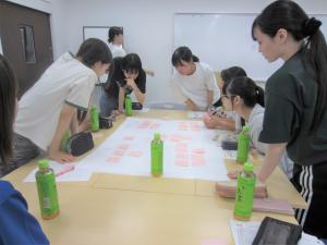 座談会