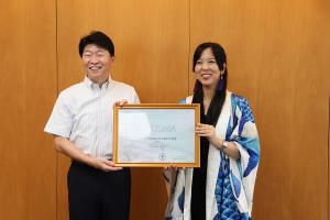 ピアニスト山地真美氏表敬訪問