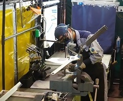 構造物鉄工 岩端選手