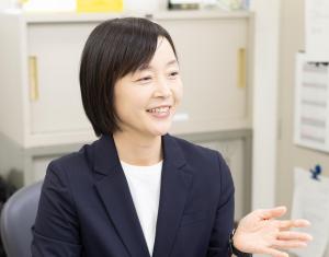 女性２