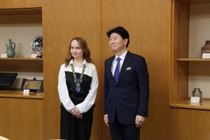 リリヤ・バビィ氏 表敬訪問