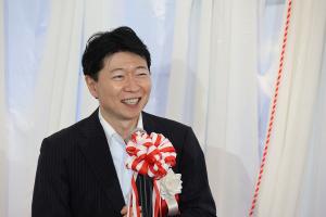 岡山台北線10周年記念式 岡山PRラッピング機体出迎え