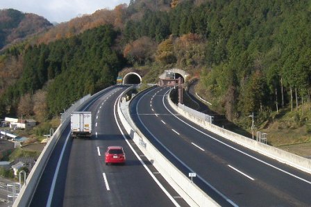 米子自動車道の写真