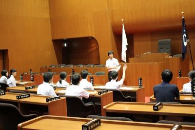 議場見学(岡山県庁インターンシップ実習生)