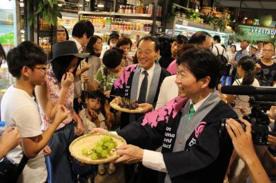 岡山フェアでの県産農産物ＰＲ（台北市）