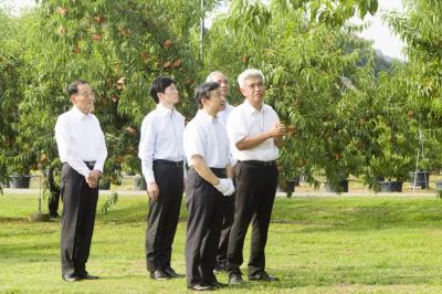 岡山県農林水産総合センター御視察1