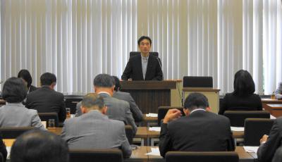 拉致議連総会1