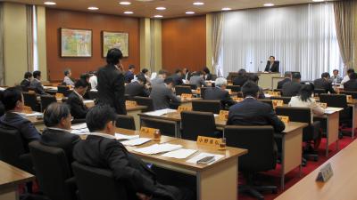 拉致議連総会2