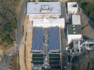 笠岡浄水場太陽光発電システムの写真