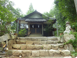 天津神社