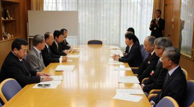 スポーツ議連知事への要望2