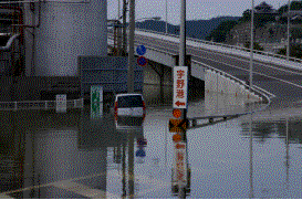 （県）田井新港線　跨線橋取付部