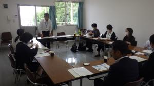 情報交換の様子